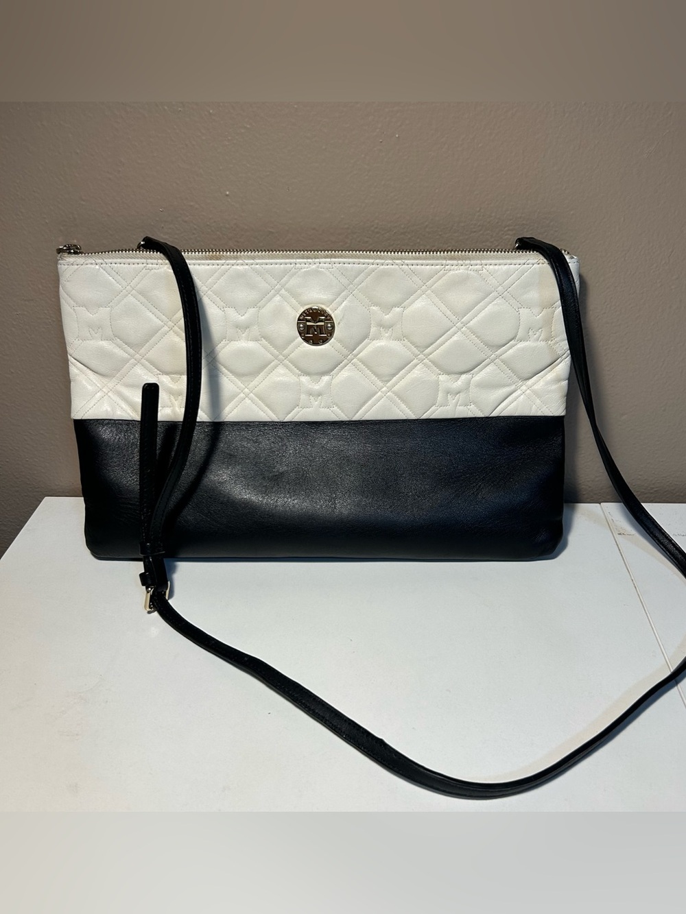 Metro City Black White Shoulder Bag Clutch Crossbody Quilted Leather